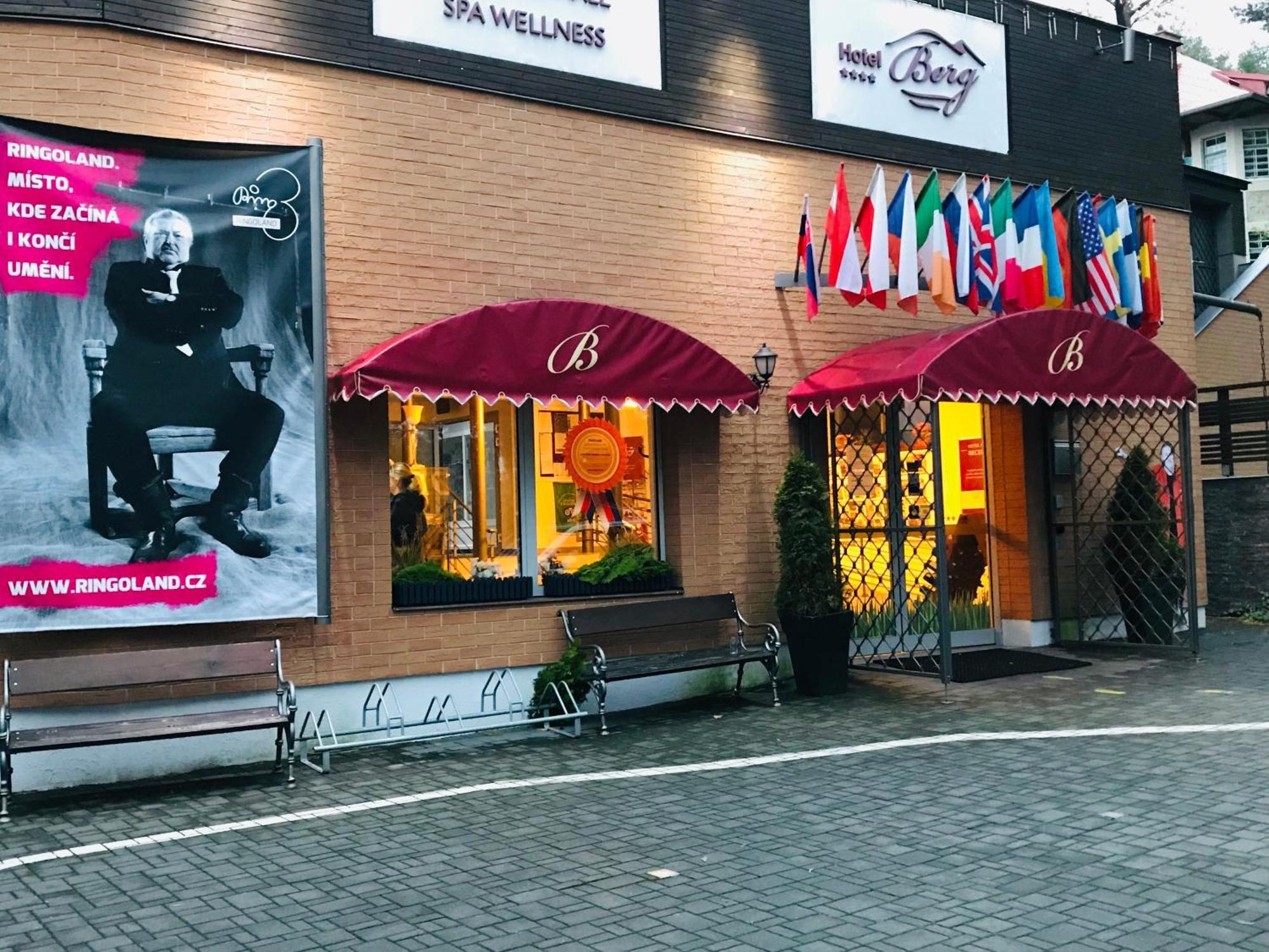 Hotel Berg Staré Splavy Dış mekan fotoğraf