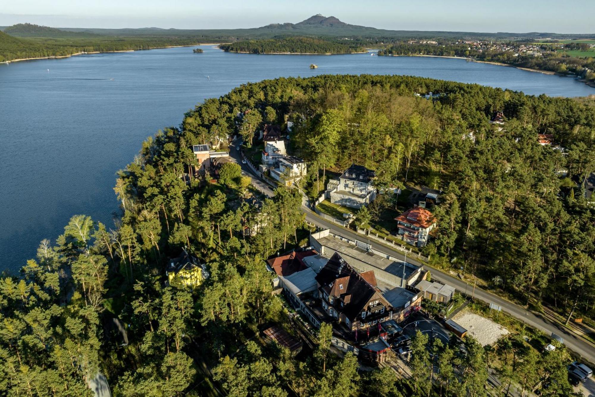 Hotel Berg Staré Splavy Dış mekan fotoğraf